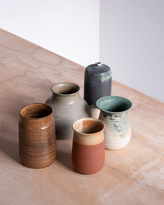 WORKSHOP VASONE IN GRES oltre 1,5kg by Ida Castelnuovo